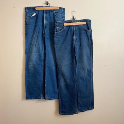 2 Pairs Men's Vintage Jeans Denim - Levis, Lee