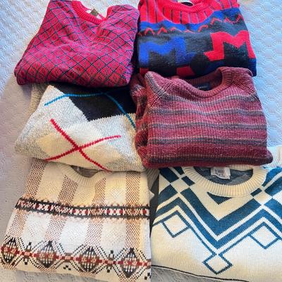Men’s Vintage Sweaters Lot Sz. L