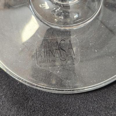 Seven Gold Rimmed Mikasa Wine Glasses (K-JS)