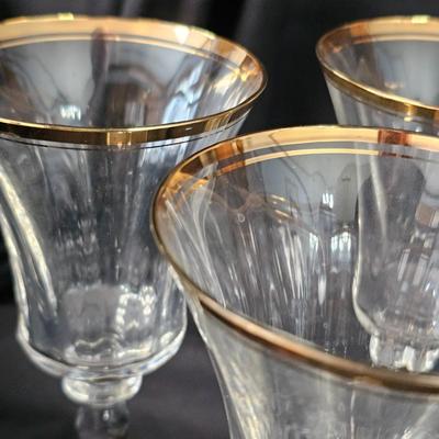 Mikasa Gold Rimmed Water Glasses & Champagne Flutes (K-JS)