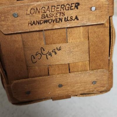 Sale Photo Thumbnail #7: 2 great Longaberger baskets