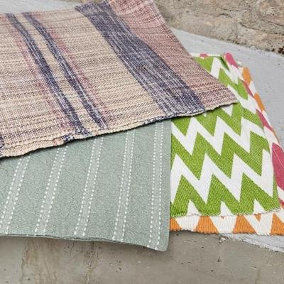 Sale Photo Thumbnail #24: Big pile of misc placemats