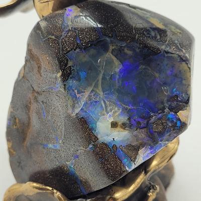 Raw Opal & Quartz with Dolphins (K-EL)