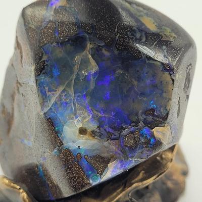 Raw Opal & Quartz with Dolphins (K-EL)