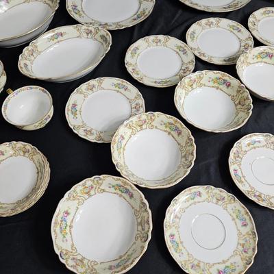 Eight Piece Place Setting Bavarian China 'The Stirling' (K-JS)