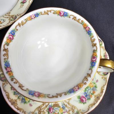Eight Piece Place Setting Bavarian China 'The Stirling' (K-JS)
