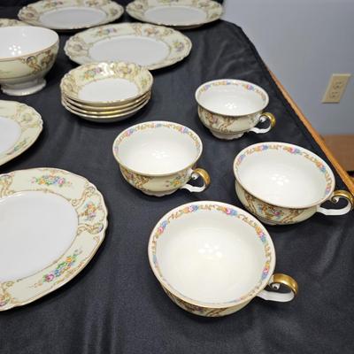 Eight Piece Place Setting Bavarian China 'The Stirling' (K-JS)