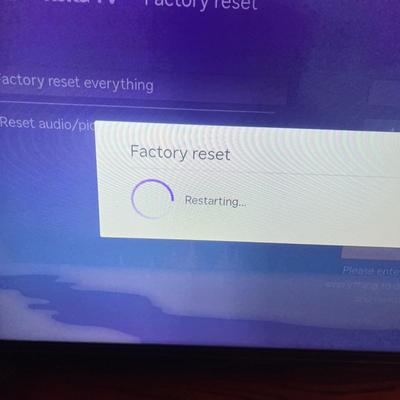 Sharp Roku 32” Smart TV (LR-MG)