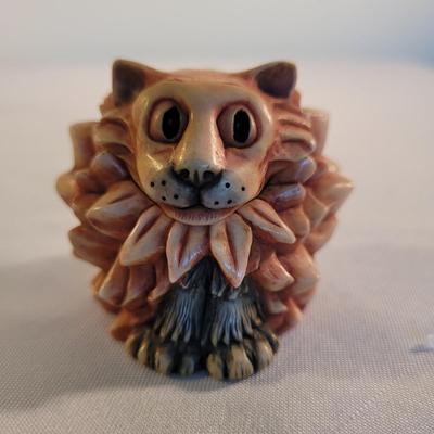 Six Cat Themed Figurines incl Harmony Kingdom and Pot Bellys (K-EL)