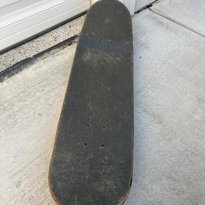 Salamon Skis, Skateboard & Boxing Gear (G-MG)