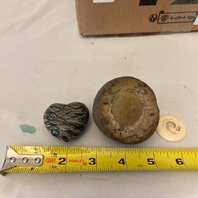 Salt Lamp, Stones, Pottery Bowls & More Earth Themed Decor (DR-RG)