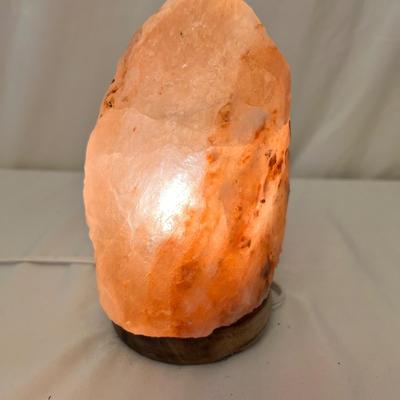 Salt Lamp, Stones, Pottery Bowls & More Earth Themed Decor (DR-RG)