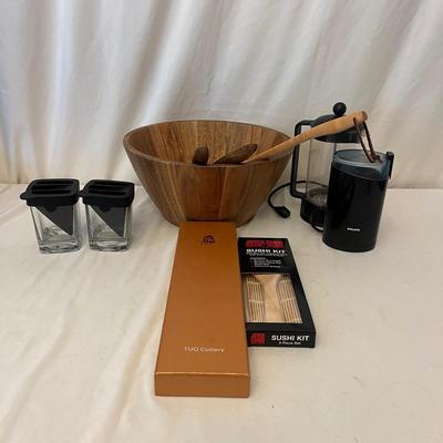 Tuo Knife, Sushi Kit, Krups Coffee Grinder & More (LR-MG)