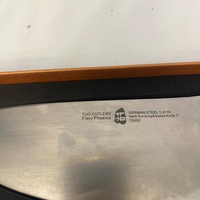Tuo Knife, Sushi Kit, Krups Coffee Grinder & More (LR-MG)