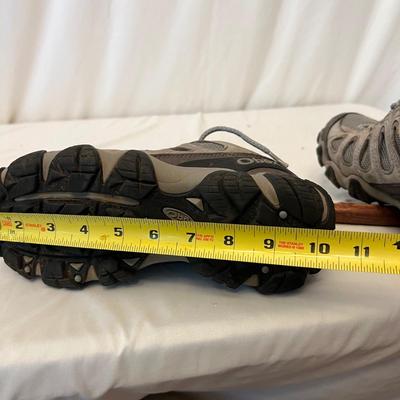 Brazos Walking Stick & Size 8 Women’s Vasque Boots Plus Oboz Walking Sneakers (DR-RG)