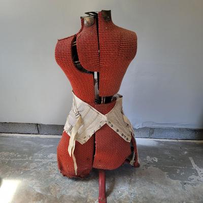 Vintage JC Penny De Luxe Dress Form (G-EL)