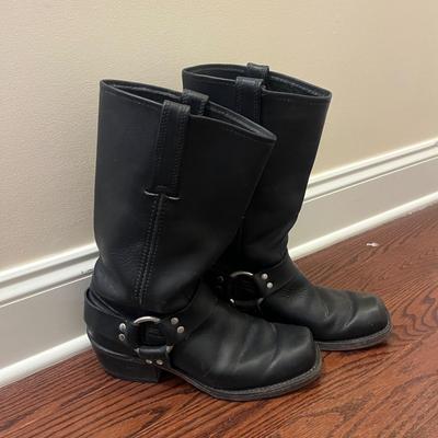 Women’s Size 8 Fry Boots , Hondo Boots & More (LR-MG)
