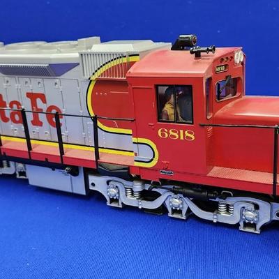 G scale AT&SF Diesel Locomotive