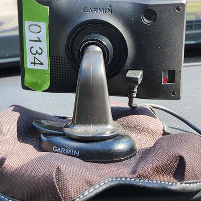 Garmin DriveSmart 50 Auto GPS with a Dash Mount Tested Working
