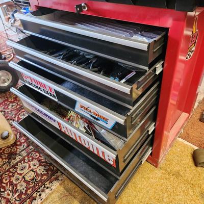 Craftsman 5 Drawer Tool Cabinet w Sliding Top w key Includes contents shown