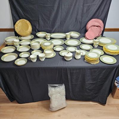 Mikasa 'Rosemont ' Bone China from Japan (K-JS)