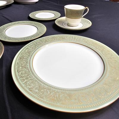 Mikasa 'Rosemont ' Bone China from Japan (K-JS)