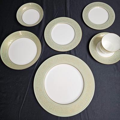 Mikasa 'Rosemont ' Bone China from Japan (K-JS)