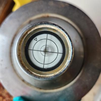 Micro Precision Wheel Balancer Model M-76 with weights