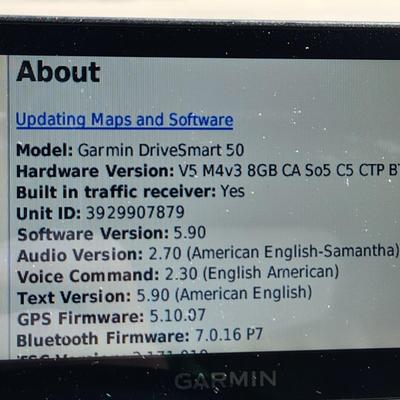 Garmin DriveSmart 50 Auto GPS with Dash Mount Tested Working
