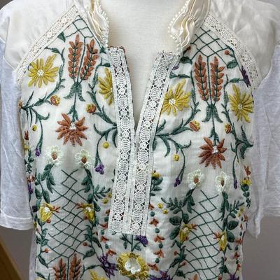 Tiny brand Embroidered T-shirt Pre-loved Large