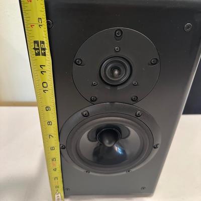 Elegant Galt Audio G-1.25 Bookshelf Speakers – Gloss Black, Excellent Condition