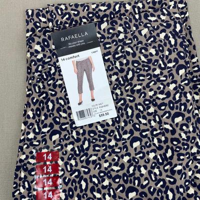 Rafaella Brand Print Capri Pants 14