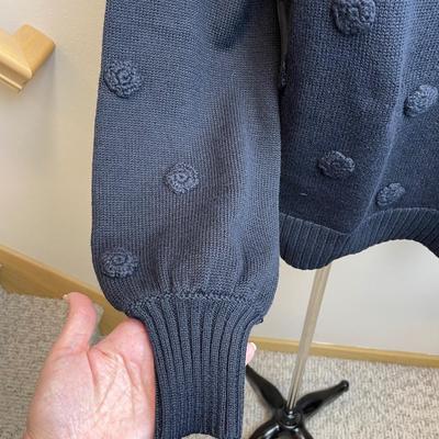 New QVC G By Giuliani Black Sweater Medium