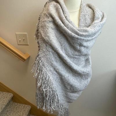 New Knit Shawl/Wrap/Throw