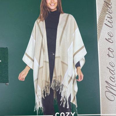 New Woolrich Blanket Wrap with Fringe Taupe/Tan