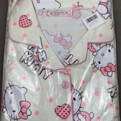 New Adult Hello Kitty 2 piece Pajama Set