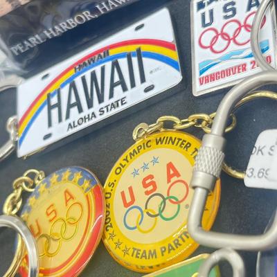 LOT 141J: HUGE Collection of Keychains from Various Locations: Hawaii, Oklahoma, Graceland and More! Most New With Tags!