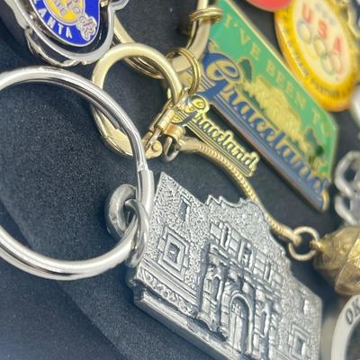 LOT 141J: HUGE Collection of Keychains from Various Locations: Hawaii, Oklahoma, Graceland and More! Most New With Tags!