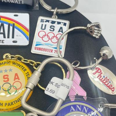 LOT 141J: HUGE Collection of Keychains from Various Locations: Hawaii, Oklahoma, Graceland and More! Most New With Tags!
