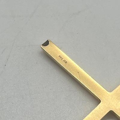 LOT 142J: 14K Yellow Gold Cross Pendant and Clasp on 18" Cord Necklace