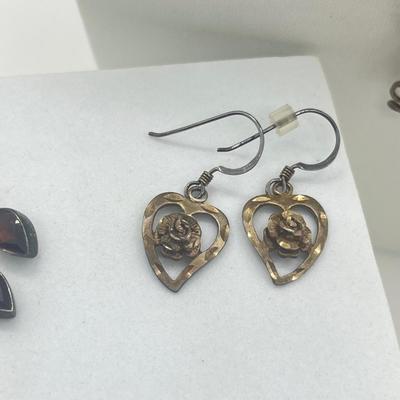 LOT 150J: Sterling Necklace with "D" Pendant and Two Pair Sterling Pierced Earrings - 7.4 GTW - 20" Chain