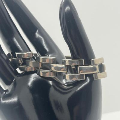 LOT 152J: Heavy Sterling Silver Link Bracelet - 7.5" - 50.3 Grams