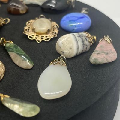 LOT 160J: Beautiful Stone Pendant Collection