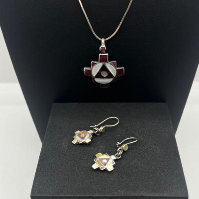 LOT 162J: Amaru Mayu Art Peruvian 950 Silver Earrings and Matching Pendant on 925 Sterling 18" Necklace - 12.3 GTW