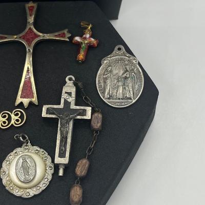 LOT 163J: Collection of Crosses and Other Religious Pendants With Some on Assorted Chains