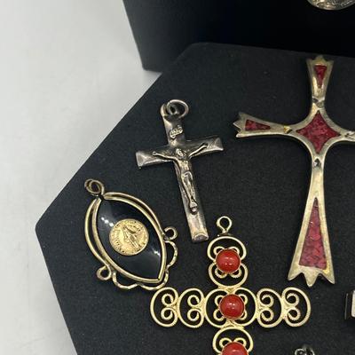 LOT 163J: Collection of Crosses and Other Religious Pendants With Some on Assorted Chains
