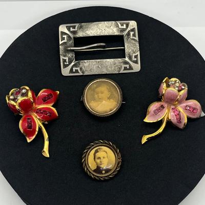 LOT 164J: Vintage/Antique Pin and Fur Clip Lot