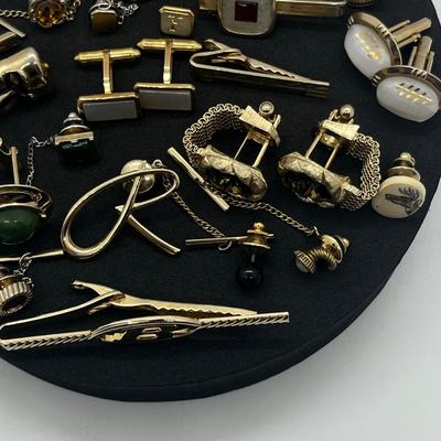 LOT 165J: Huge Collection of Tie Pins and Cufflinks: Swank, Anson and More!