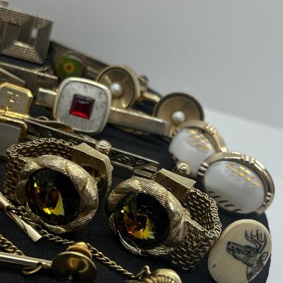 LOT 165J: Huge Collection of Tie Pins and Cufflinks: Swank, Anson and More!