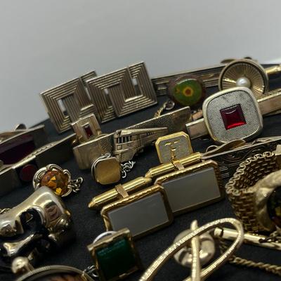 LOT 165J: Huge Collection of Tie Pins and Cufflinks: Swank, Anson and More!